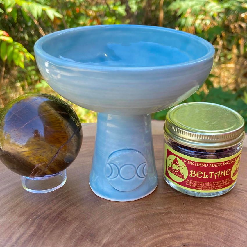 Luna Ignis Ceramic Incense Burner Cloudy Light Blue Triple Moon