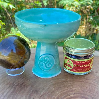 Luna Ignis Ceramic Incense Burner Green Triskelion