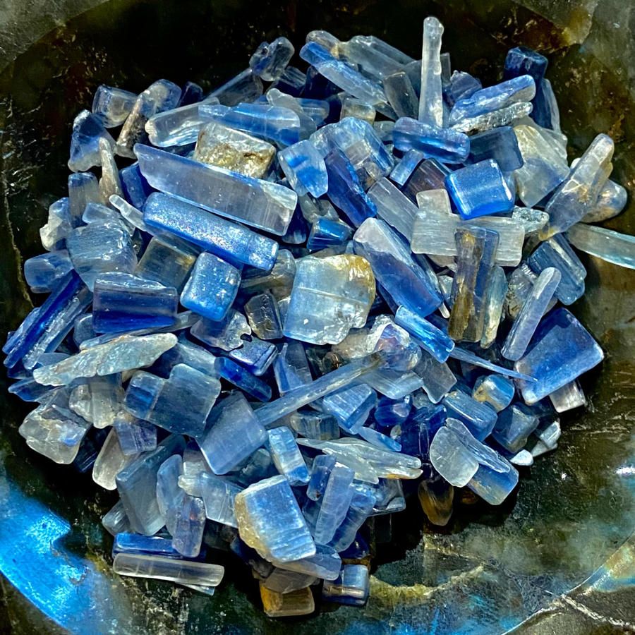Blue Kyanite Chips 1oz (Crystal Chip Bar)