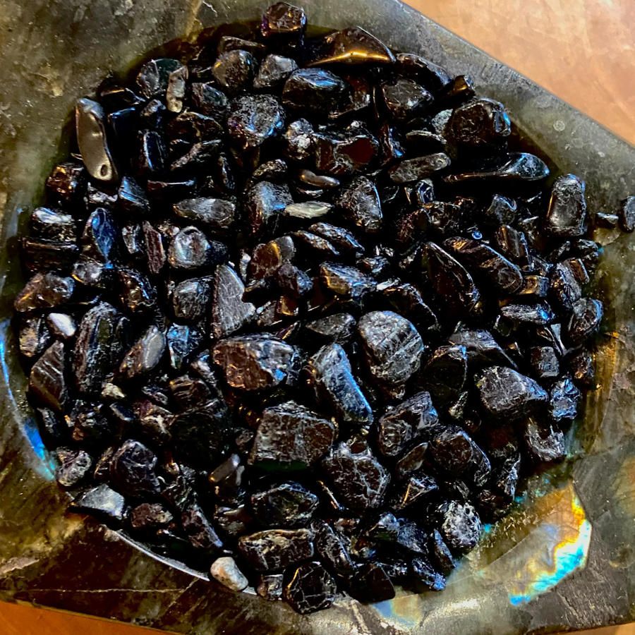 Black Tourmaline Chips 1oz (Crystal Chip Bar)