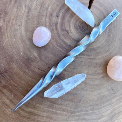 Cunning Craft Iron Burin or Candle Scribe With Triple Twist