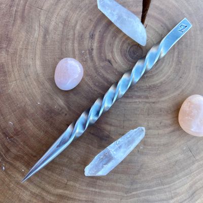 Cunning Craft Iron Burin or Candle Scribe With Single Twist