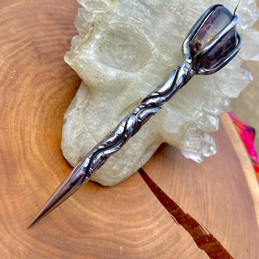 Crystal Burin With Ruby and Hatched Vine Twist