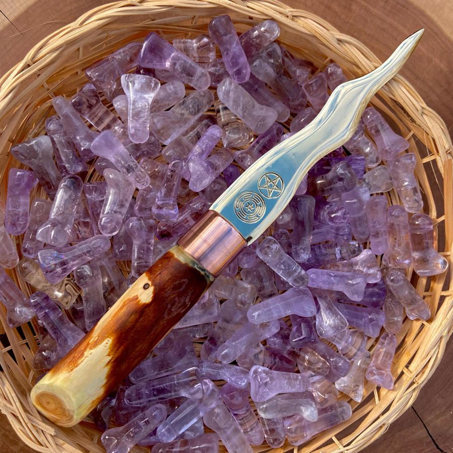 Hecate Flame Athame English Graveyard Yew with Pentacle