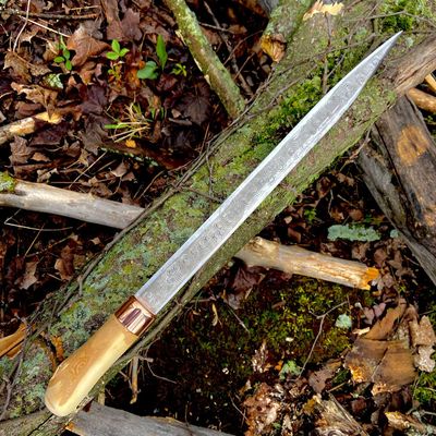 Luna Ignis Short Sword With English Graveyard Yew Handle Argenteum Astrum