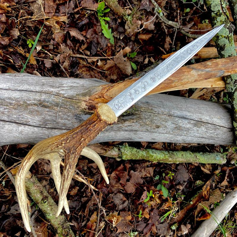 Luna Ignis Short Sword Set in Deer Antler Handle High Priestess