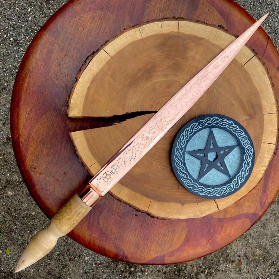 Luna Ignis Lilith Copper Short Sword set in hand carved apple handle