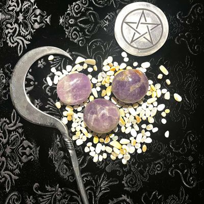 Amethyst Palm Stone