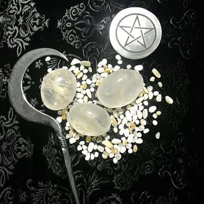 Clear Quartz Palm Stone