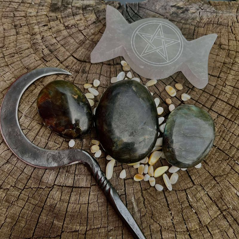 Labradorite Palm Stone