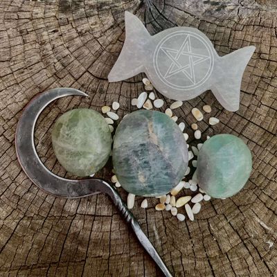 Fluorite Palm Stone
