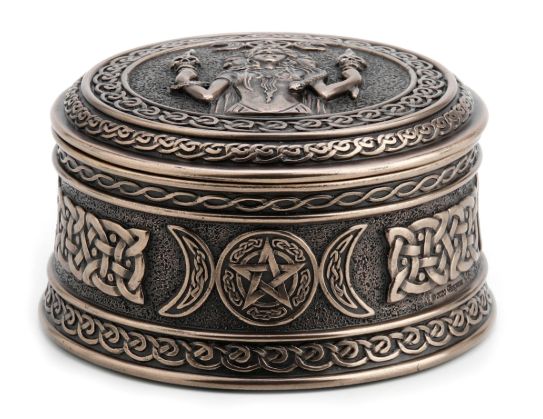 Hecate Goddess of Chthonic Round Trinket Box