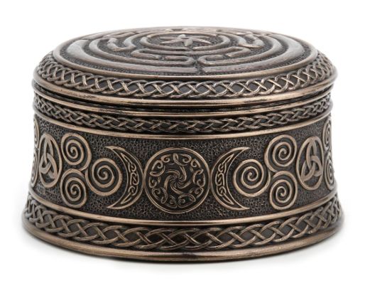 Hecate&#39;s Wheel Trinket Box