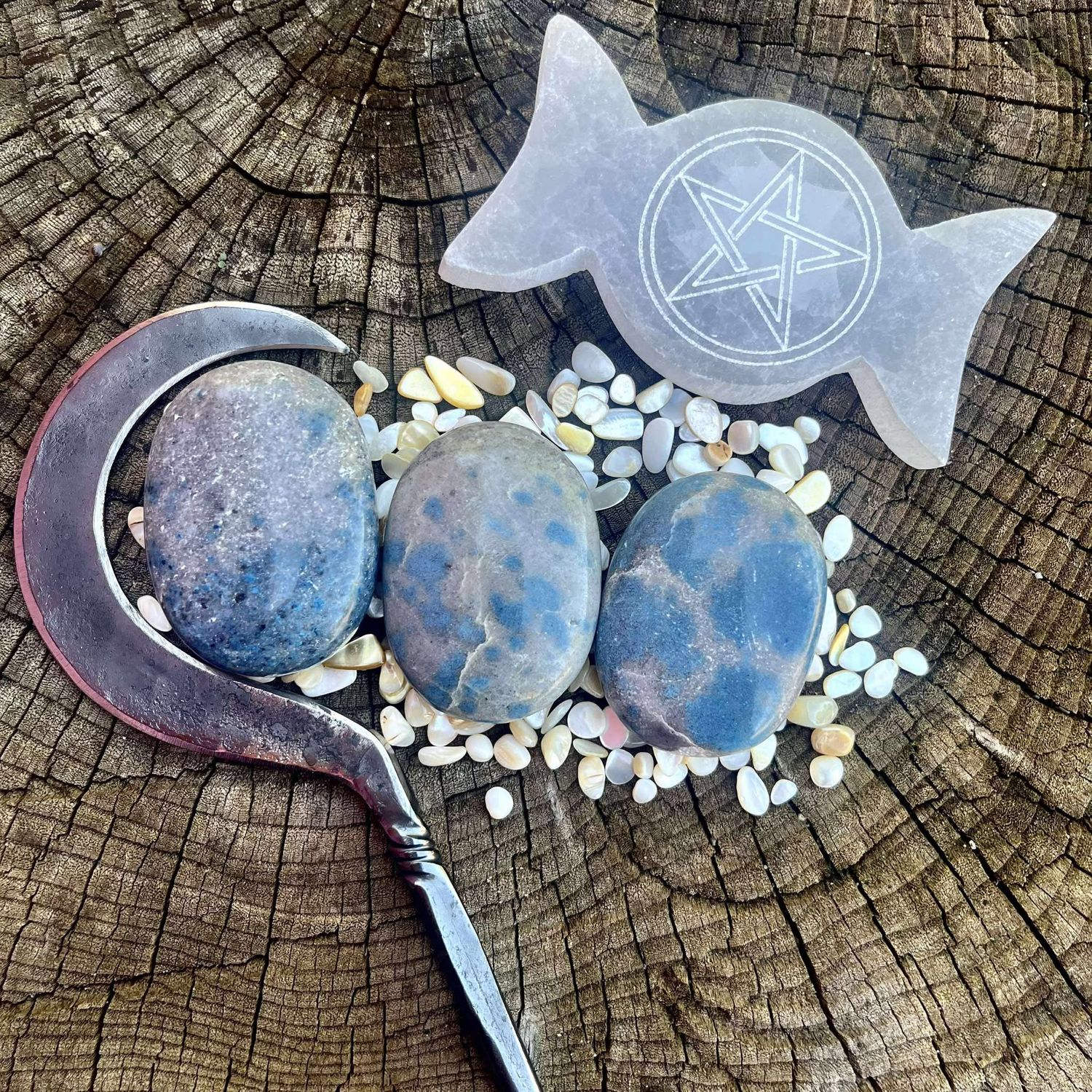 K2 aka Teardrop Azurite Palm Stone