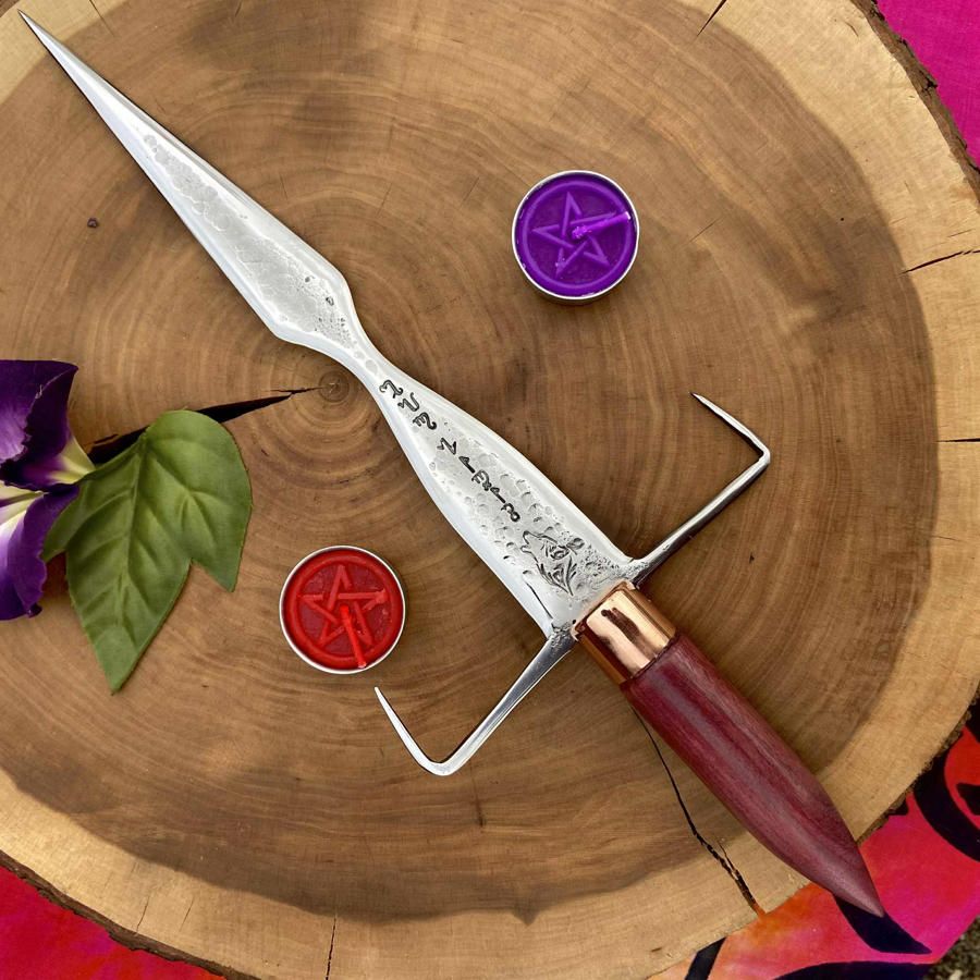 Luna Ignis Ego Lupus Wolf Witchcraft Athame with Purple Heart And Guard 2