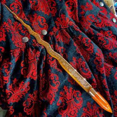 Luna Ignis Copper Celtic Dragon Short Sword Vermillion Handle