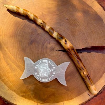 Luna Ignis English Blackthorn wand Titania Luna Ignis English Blackthorn wand Titania