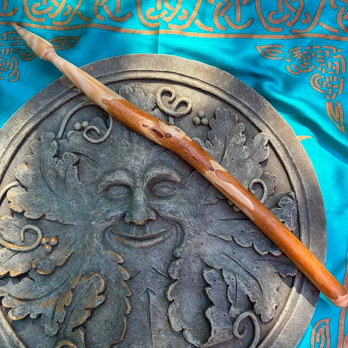 Luna Ignis English Graveyard Yew Wand Nyx Luna Ignis English Graveyard Yew Wand Nyx