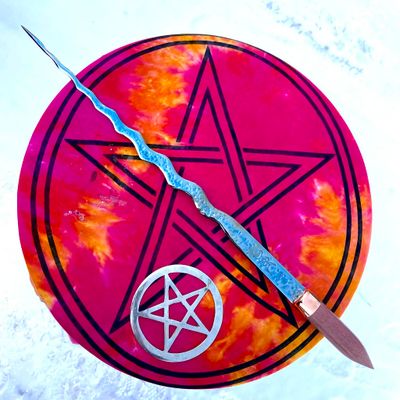 Luna Ignis Morganna Sword Iridescent Purple Heart