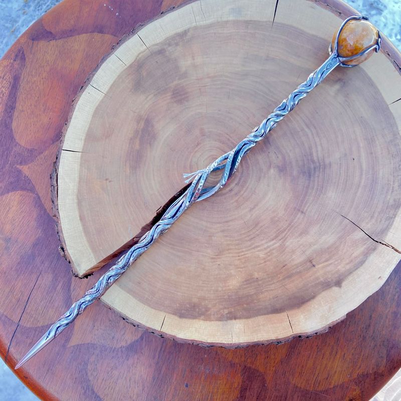 Ensorcell Artisan Wand Gold Fire Quartz Rippled Vine Twist