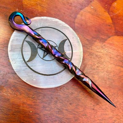 Celtic Hook Burin or Candle Scribe Vine Twist Iridescent