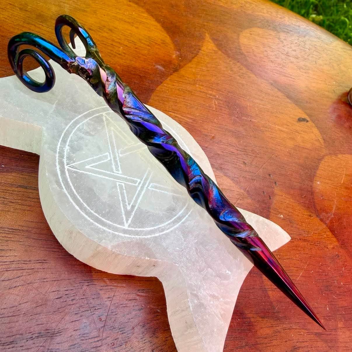 Ram Horns Burin or Candle Scribe Vine Twist Iridescent