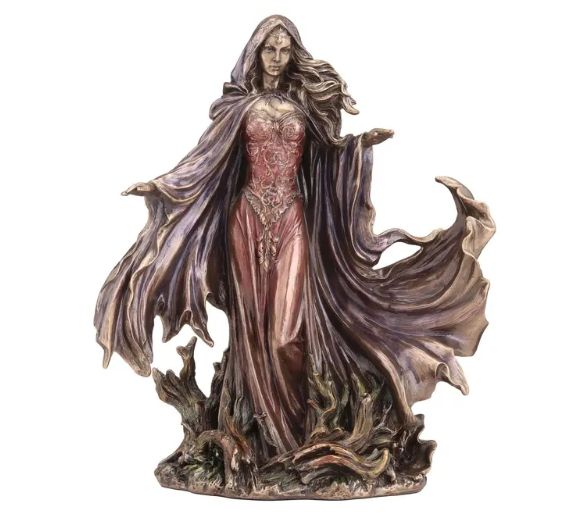 Morgana The Celtic Witch  (Morgan le Fey) Statue