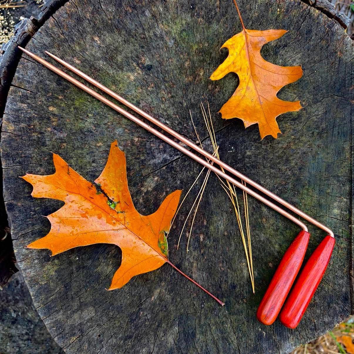 Copper Dowsing Rods With Vermilion Handles