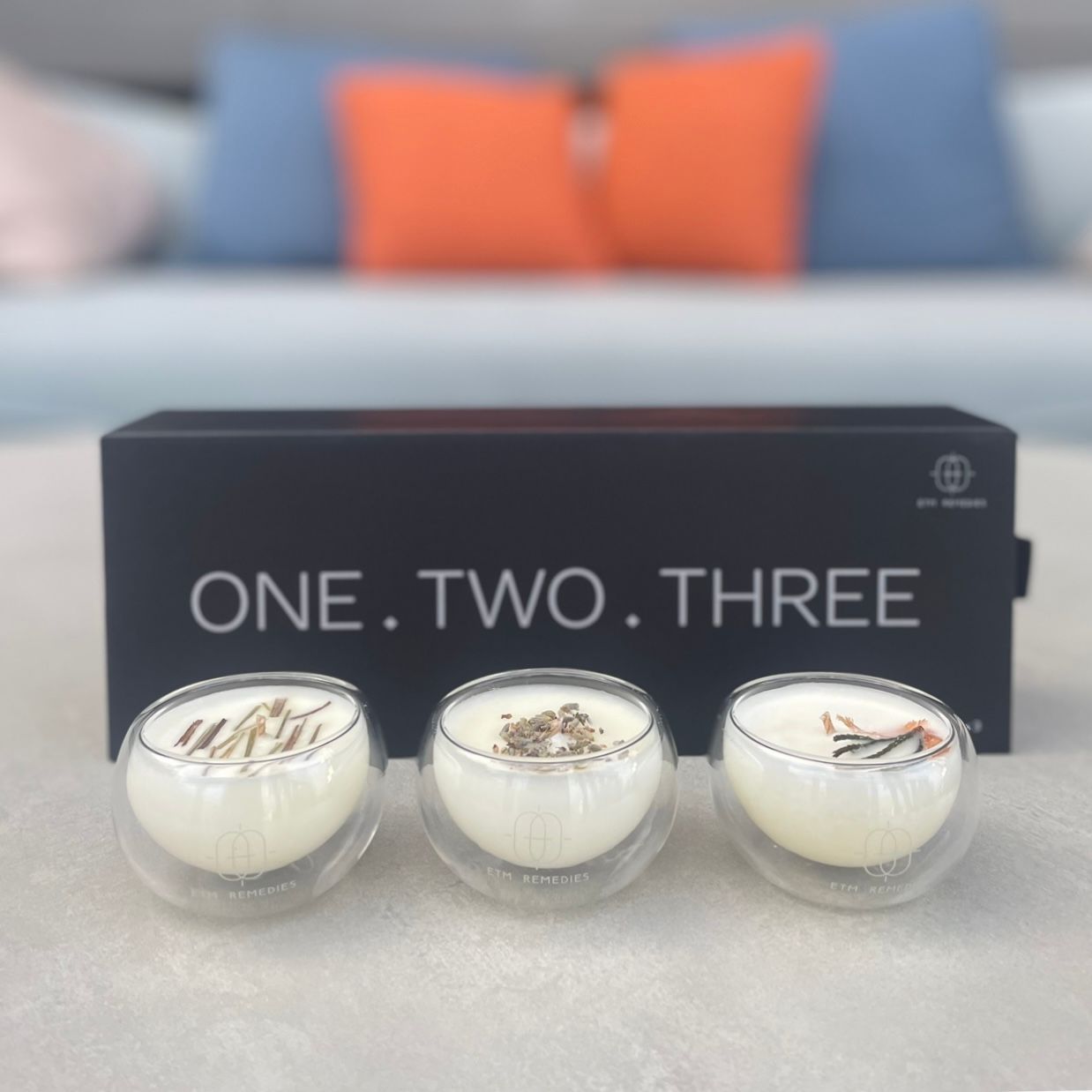 ONE.TWO.THREE CANDLE SET (RANDOM)