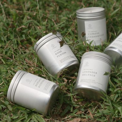 THE PORTABLE CANDLE