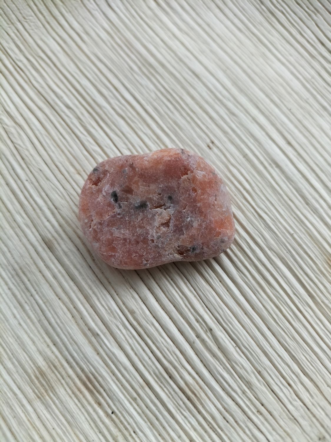 Oranje Calciet Trommelsteen