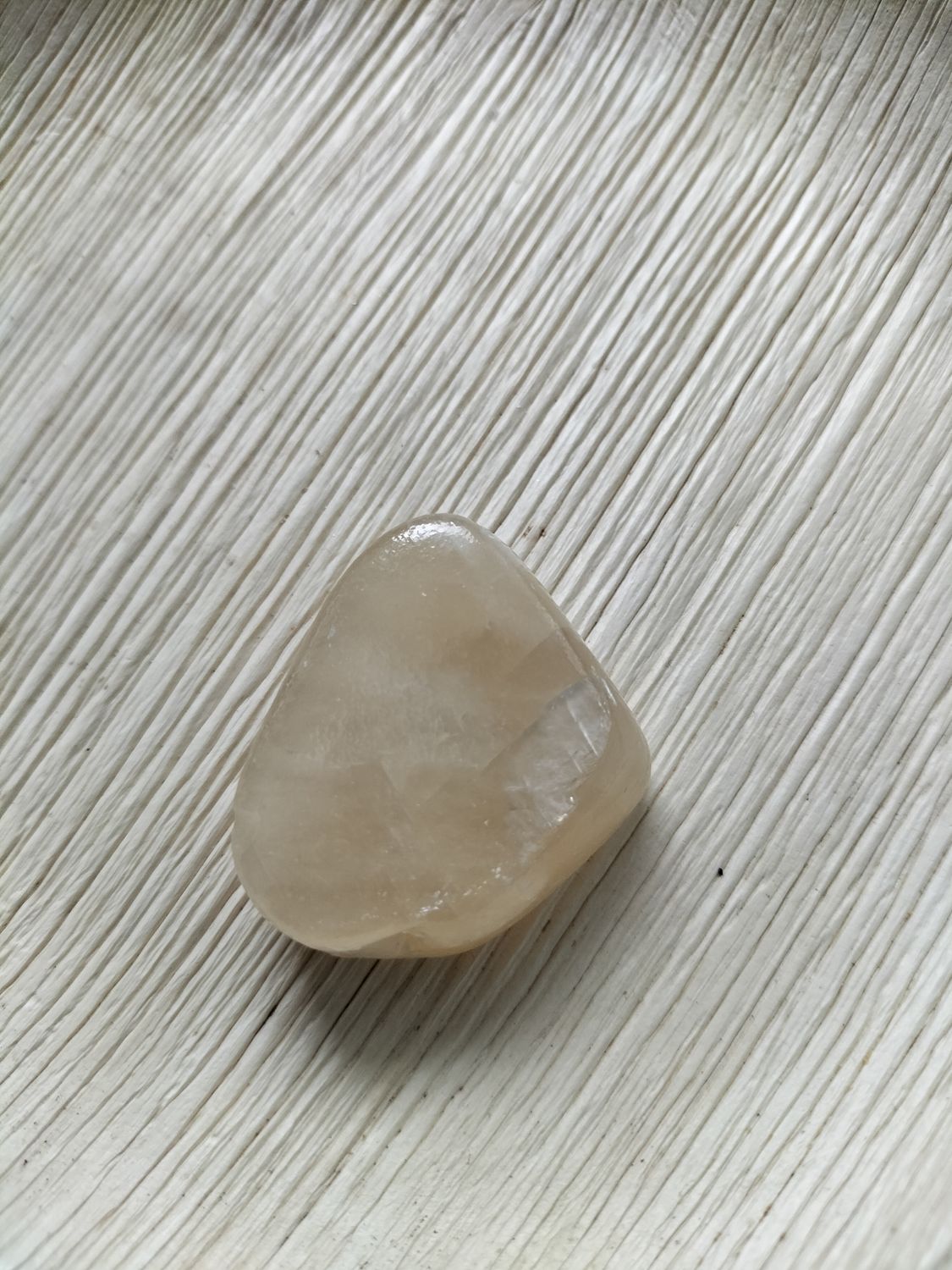 Honing Calciet Trommelsteen