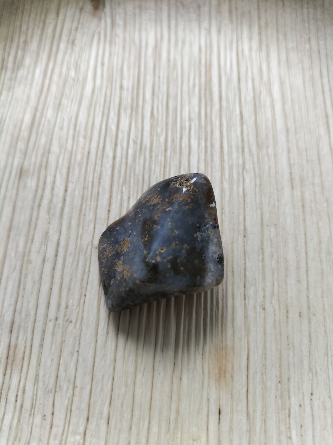 Bleu Navy Opaal Trommelsteen