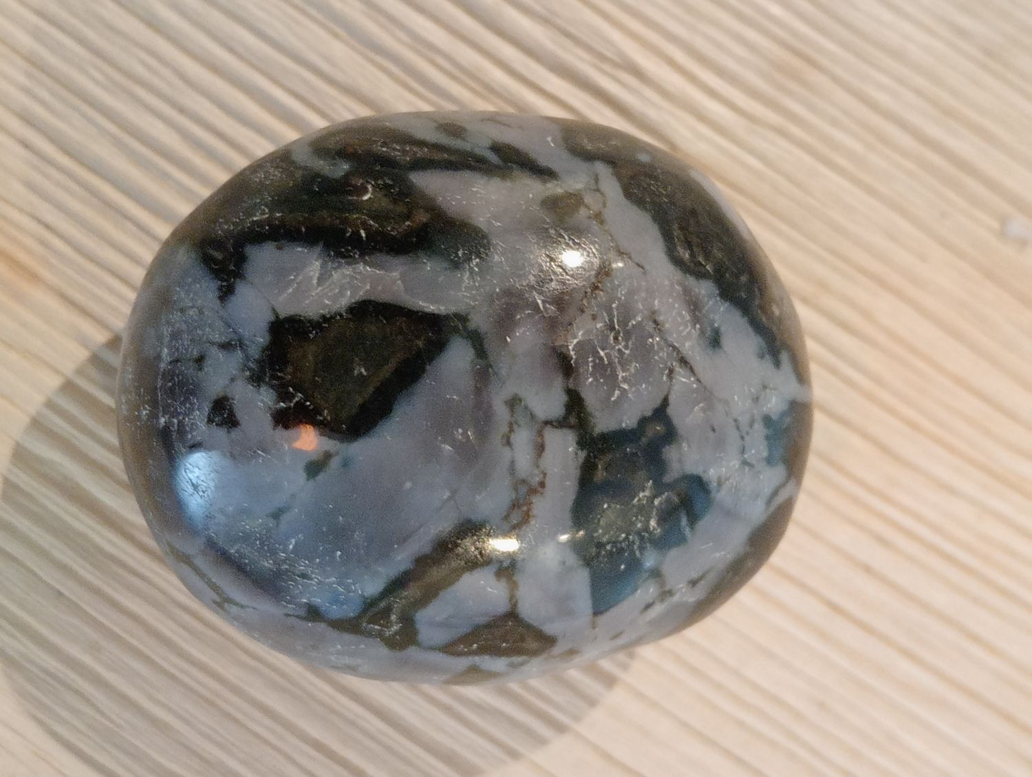 Merliniet/Gabbro Handsteen
