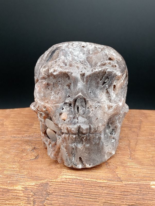 Chalcedoon Skull