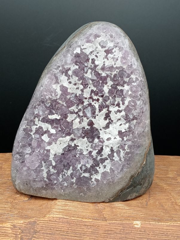 Amethist Cluster Base