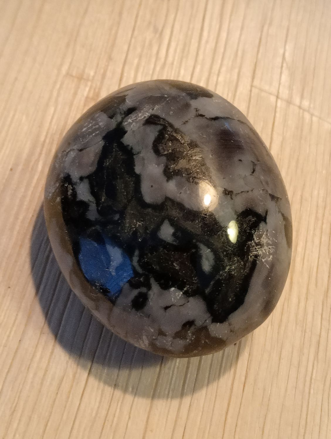 Merleniet/Gabbro Handsteen