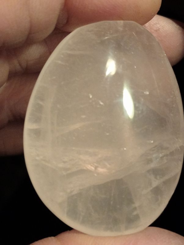 Rozenkwarts Handsteen