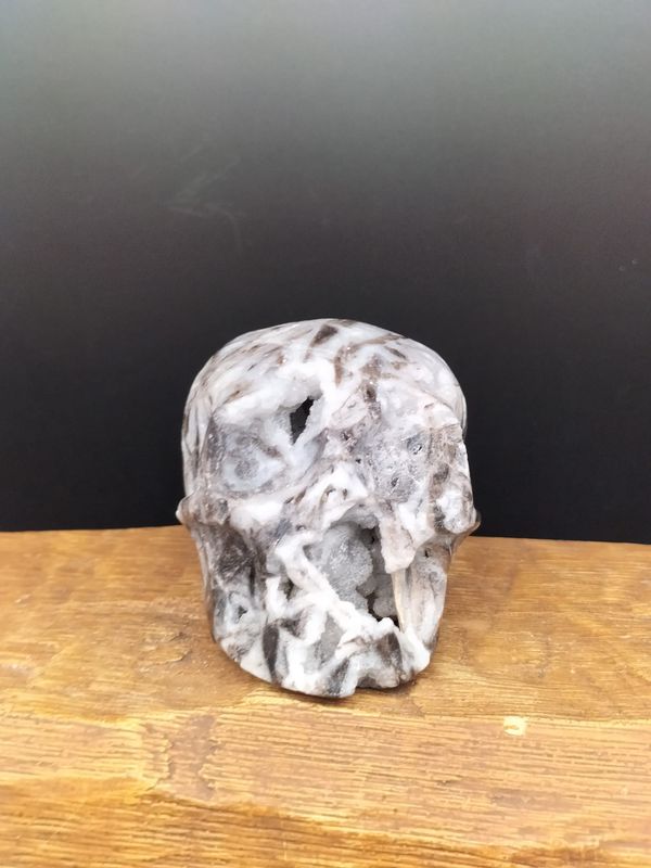 Chalcedoon Skull