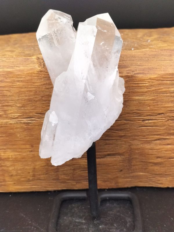 Bergkristal op standaard