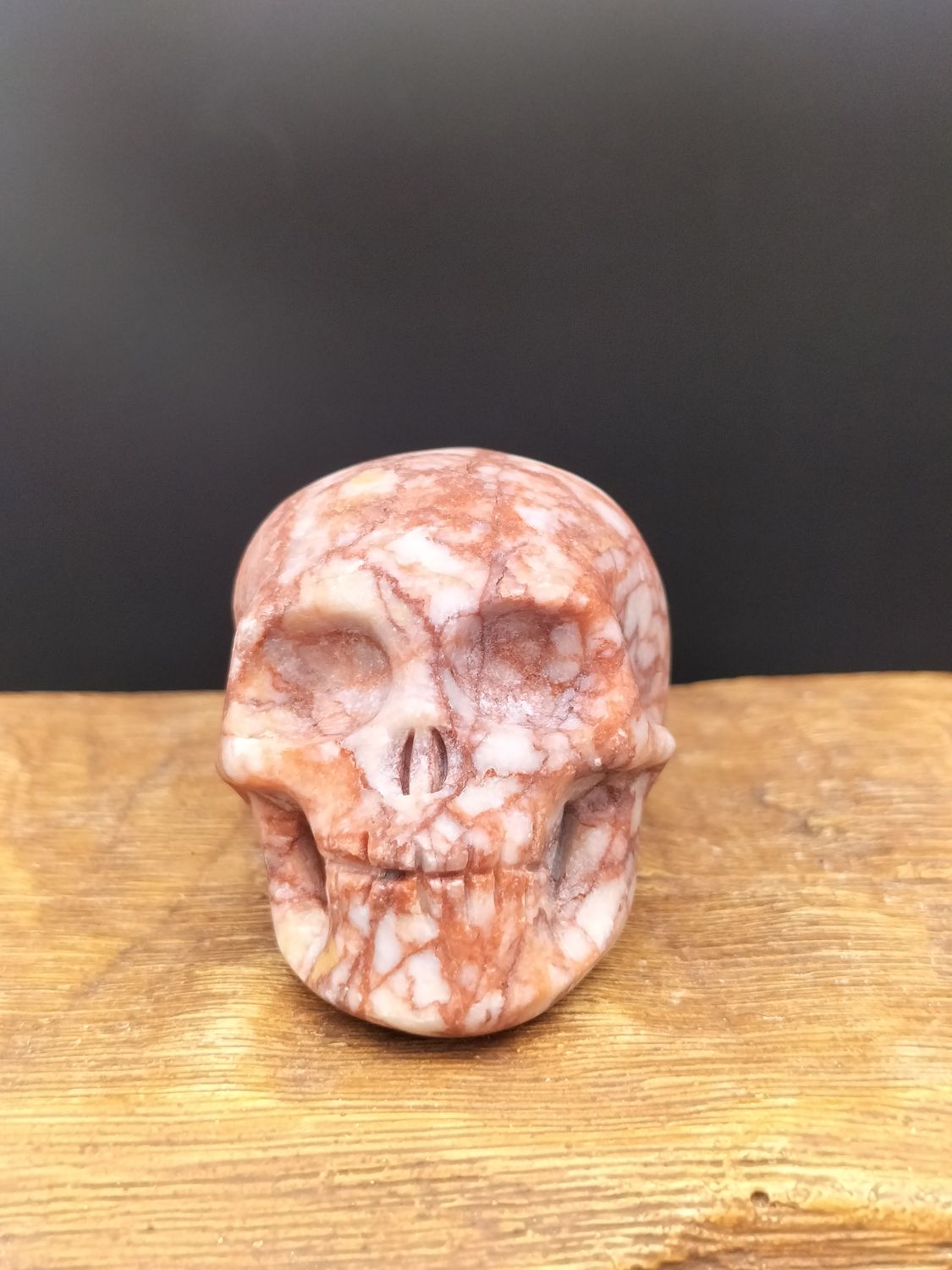 Red Vein Jaspis Skull
