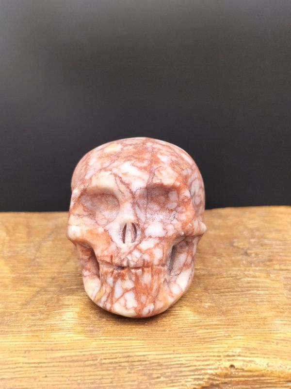 Red Vein Jaspis Skull