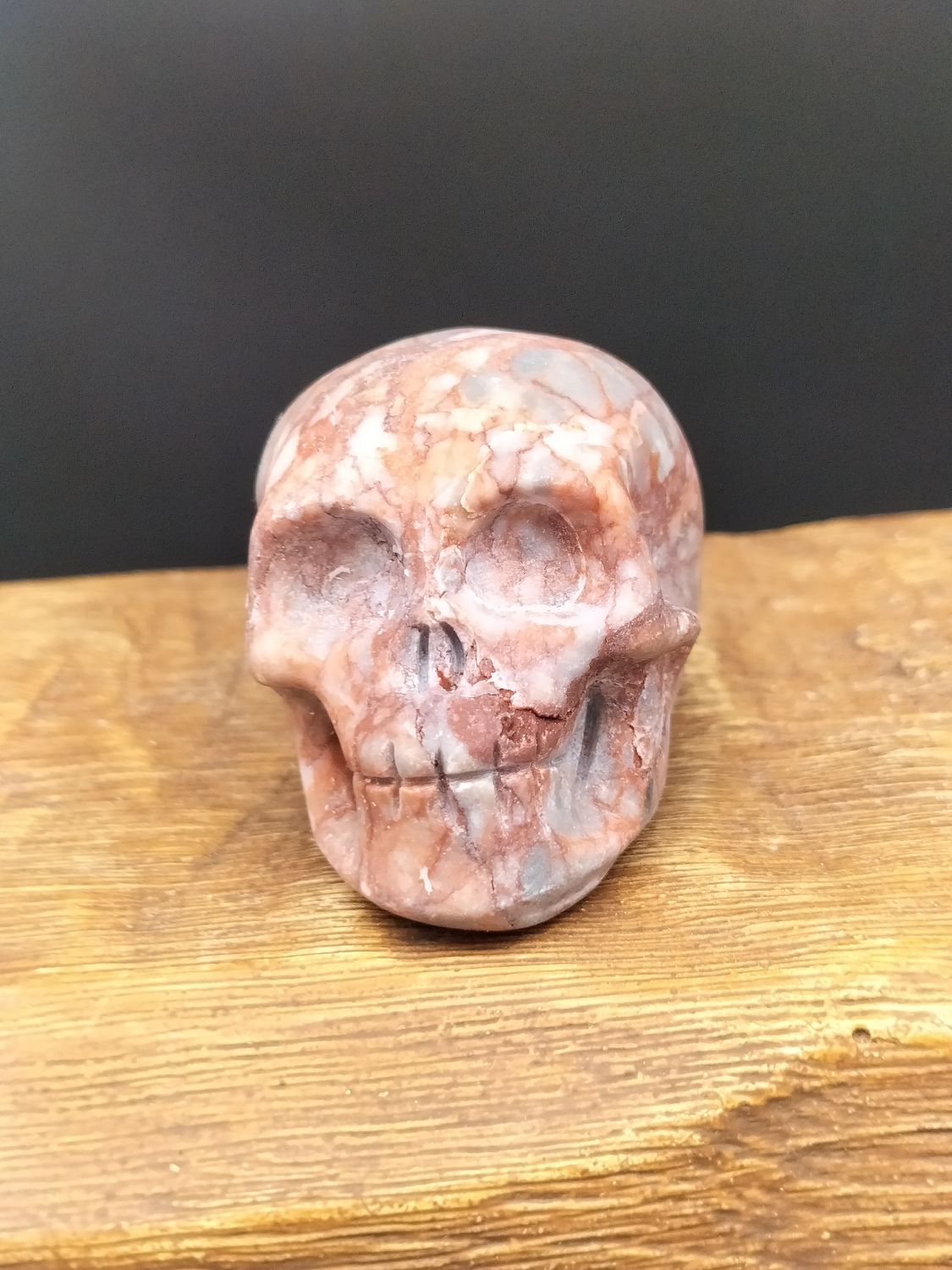 Red Vein Jaspis Skull