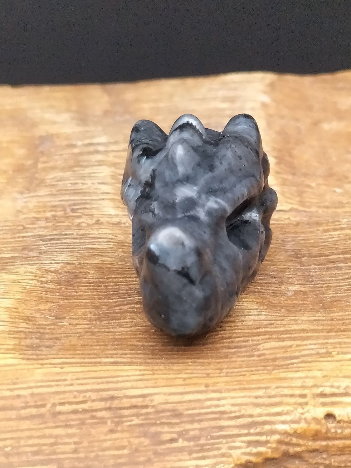 Larvikiet mini drakenkop
