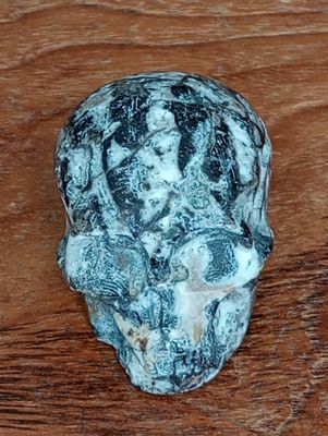 Chalcedoon Skull