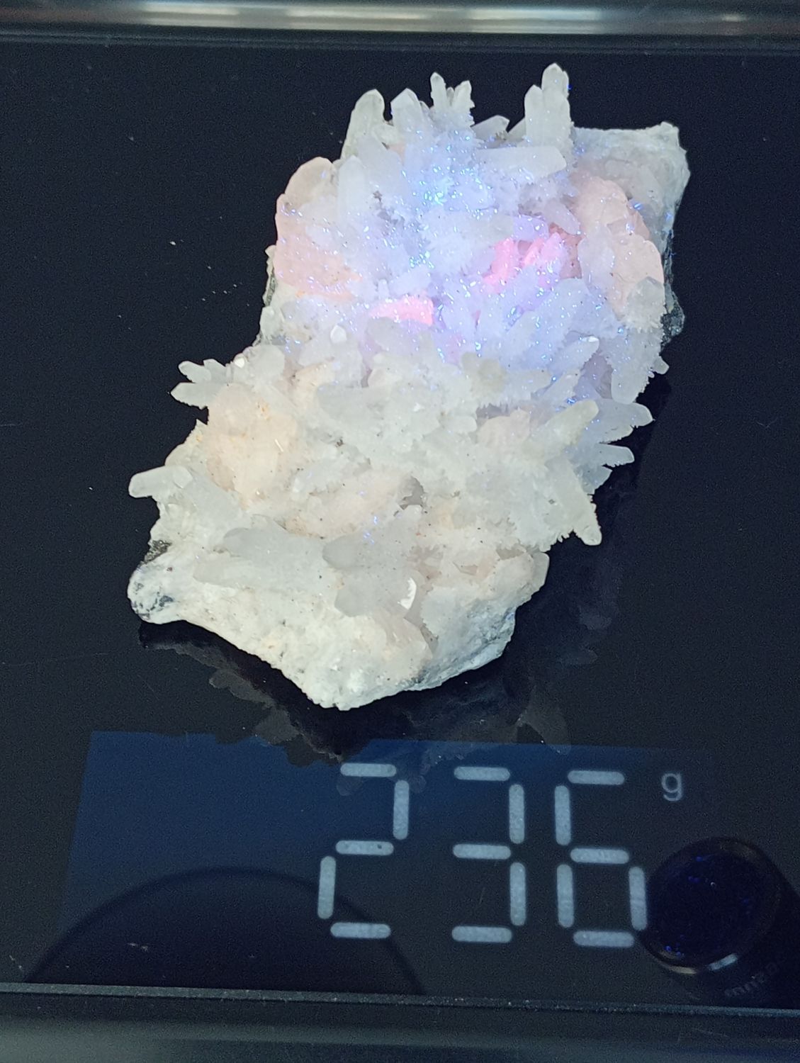 Combistuk Mangano Calciet, Galeniet en Kwarts