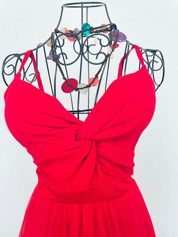 Robe voile couleur rouge où beige