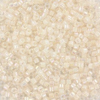 Miyuki Delica 11/0 DB-0052 Pale Peach Lined Crystal AB