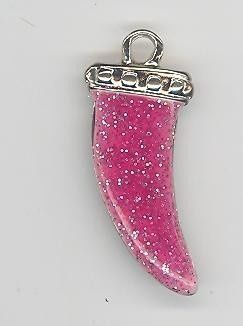 Haaientand emaille fuchsia roze 35 mm Zilver