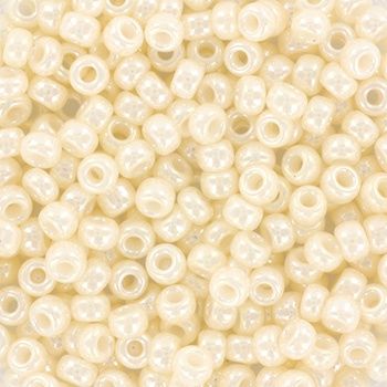 Miyuki Rocailles 8/0 0592 Ceylon Antique Ivory Pearl